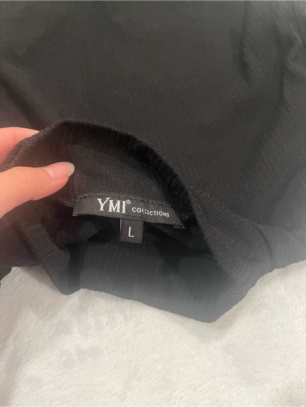 YMI Collections Black Ribbed Mock Neck Long Sleeve Top - Size L - Picture 3 of 6